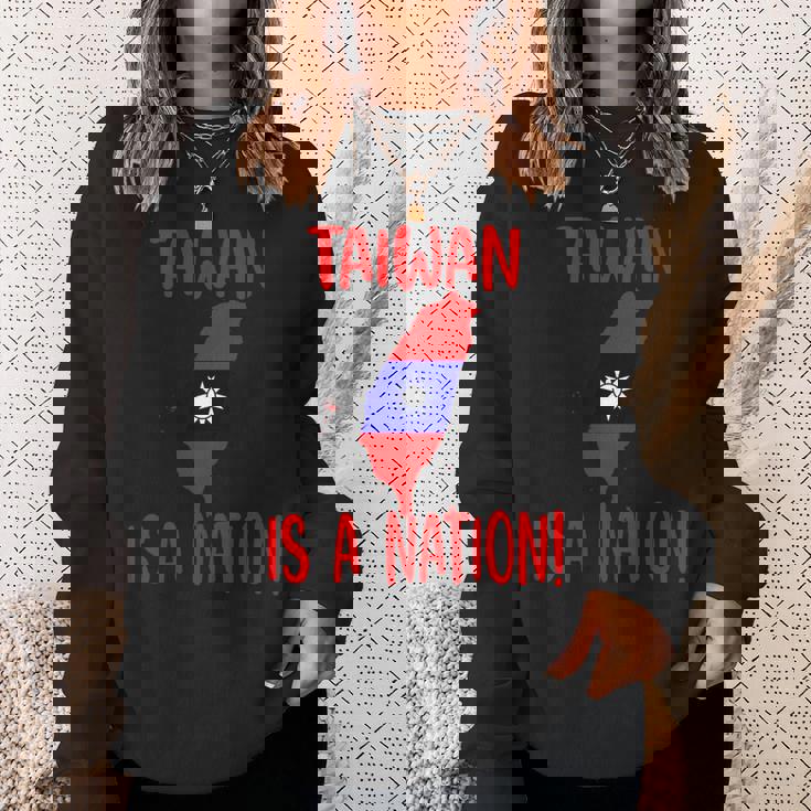 台湾は国です！ 中国を止めろ！ 長袖tシャツ スウェットシャツ 彼女への贈り物