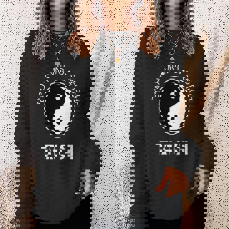 太極拳の心と体の健康のための陰陽師 長袖tシャツ スウェットシャツ 彼女への贈り物