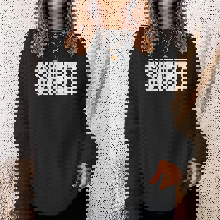 巨大な文字に甘いという言葉を込めて スウェットシャツ 彼女への贈り物