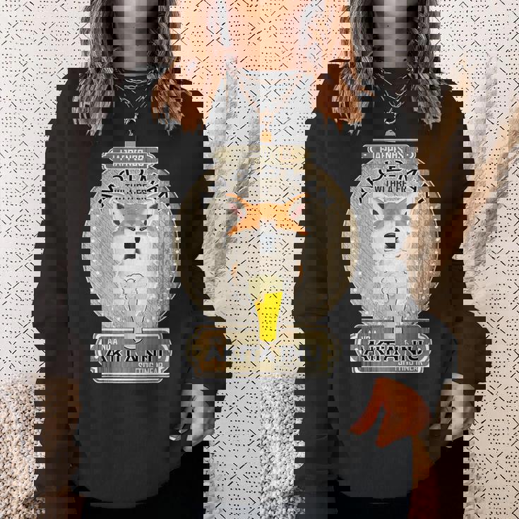 幸せはビールを持つ老人にあり 秋田犬 スウェットシャツ 彼女への贈り物