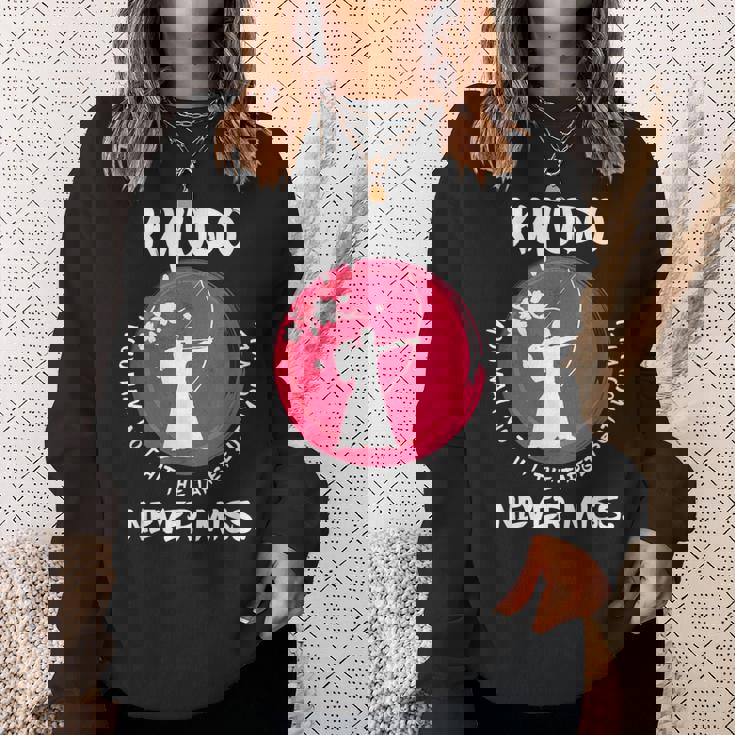 弓道は絶対にお見逃しません おもしろジャパンアーチェリー 弓道アイデア スウェットシャツ 彼女への贈り物