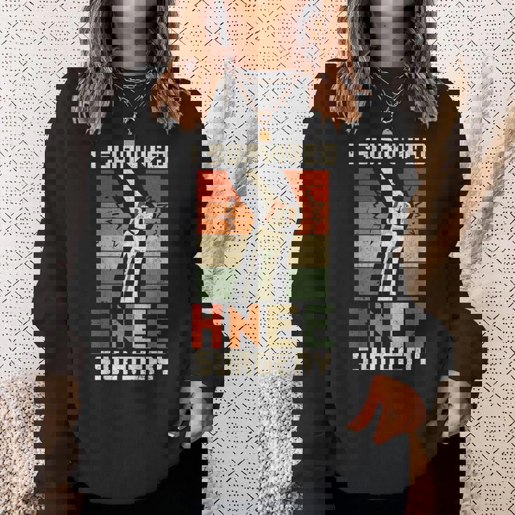 膝の手術の患者さん 面白い膝 スウェットシャツ 彼女への贈り物