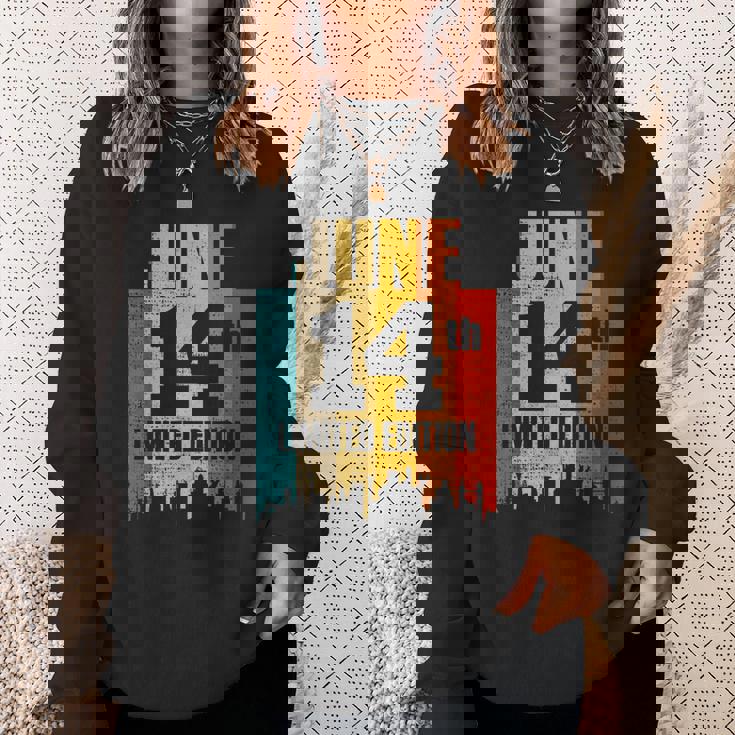 誕生日 6 月 14 日 レトロ ヴィンテージ スウェットシャツ 彼女への贈り物