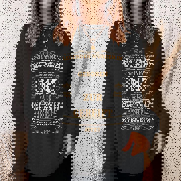 誕生日デザインの伝説は1967年9月生まれ スウェットシャツ 彼女への贈り物