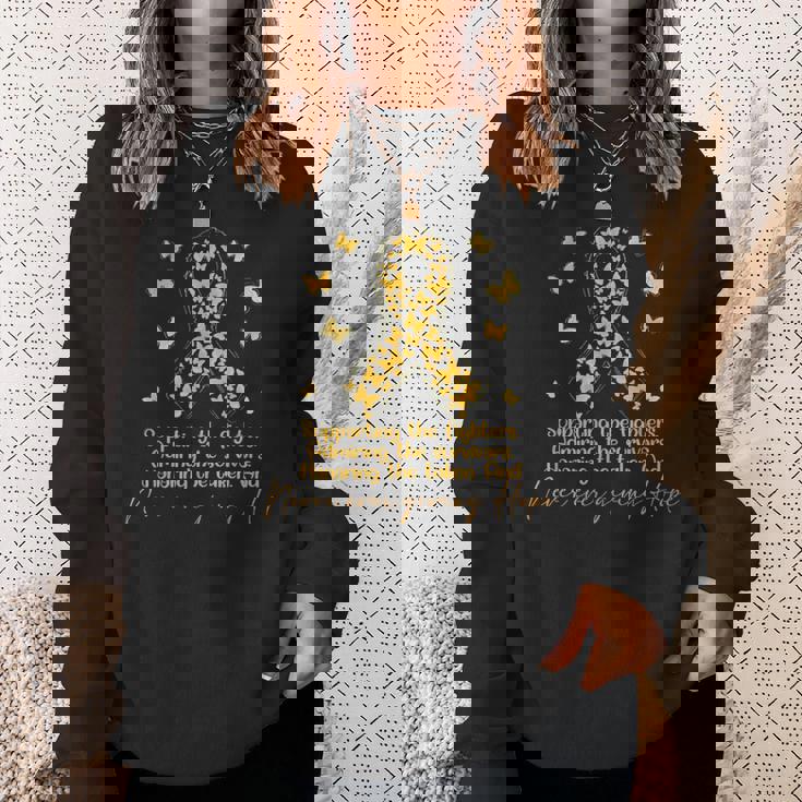 闘士と生存者の小児がん啓発をサポート スウェットシャツ 彼女への贈り物