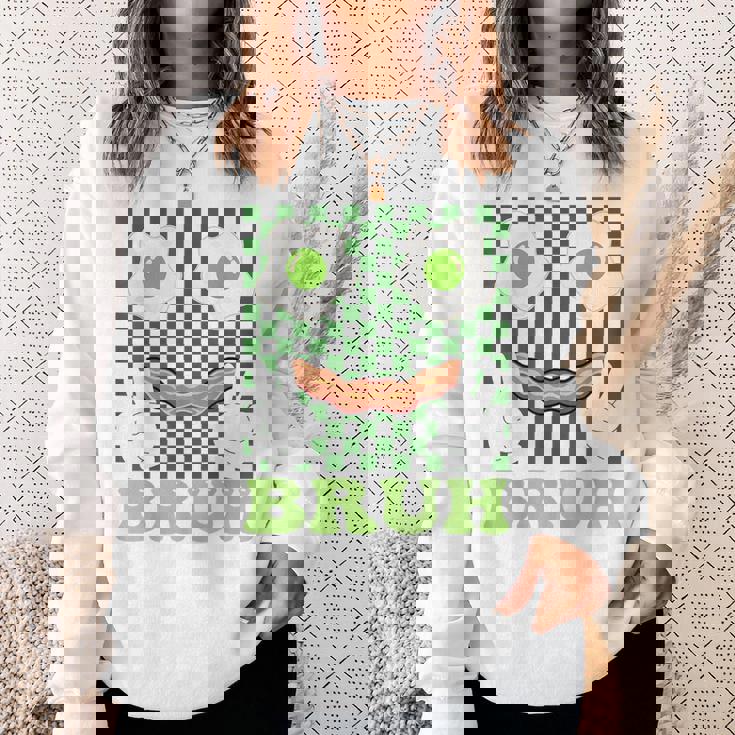 Bruh Green Face Eggs And Bacon Ham 朝食 聖パトリックズ スウェットシャツ 彼女への贈り物