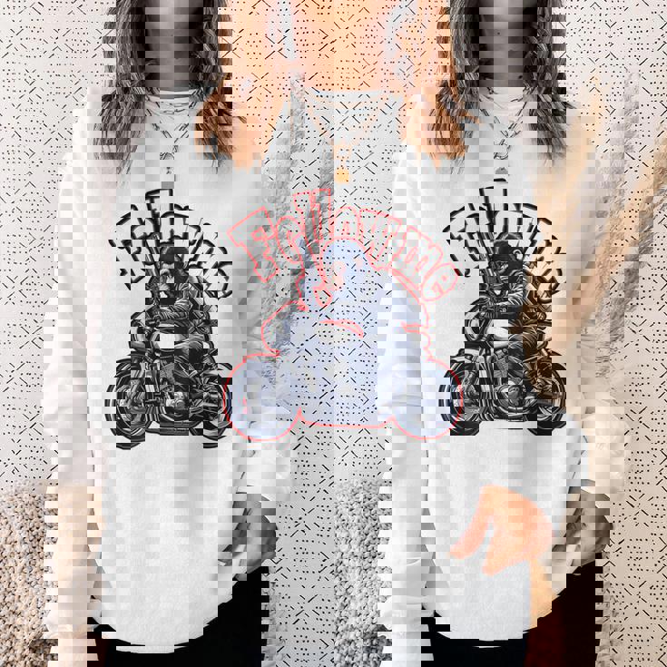 Followmeバイクに乗るゴリラのバックプリントデザイン スウェットシャツ 彼女への贈り物