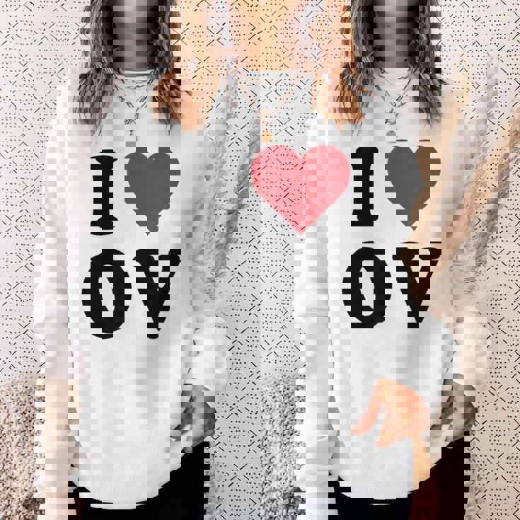 I Heart Ov Initials I Love OV First And Last Name O スウェットシャツ 彼女への贈り物
