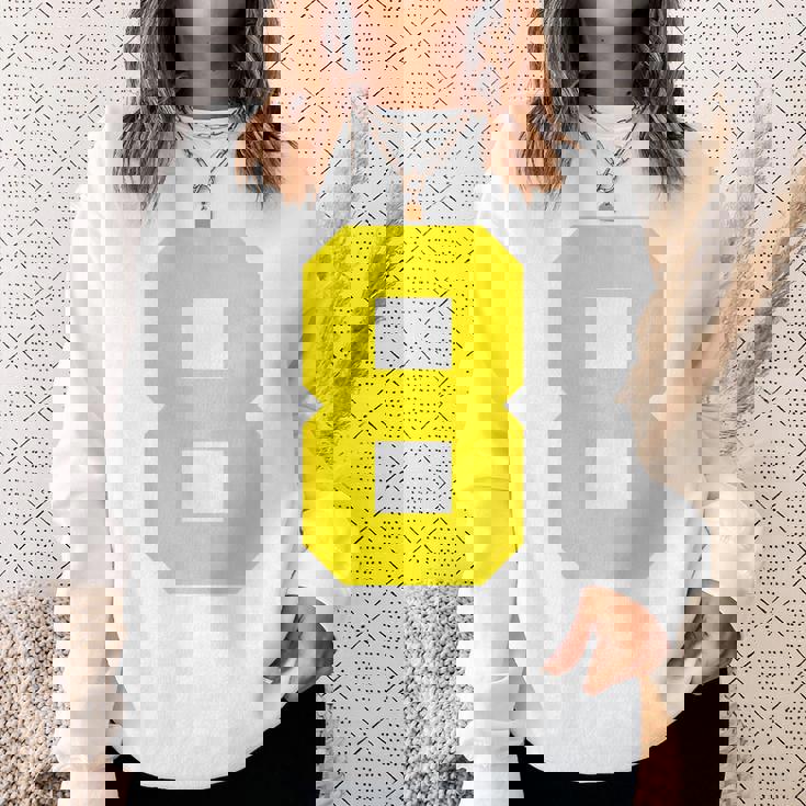 イエローナンバー8 背面 スポーツチームジャージ番号 スウェットシャツ 彼女への贈り物