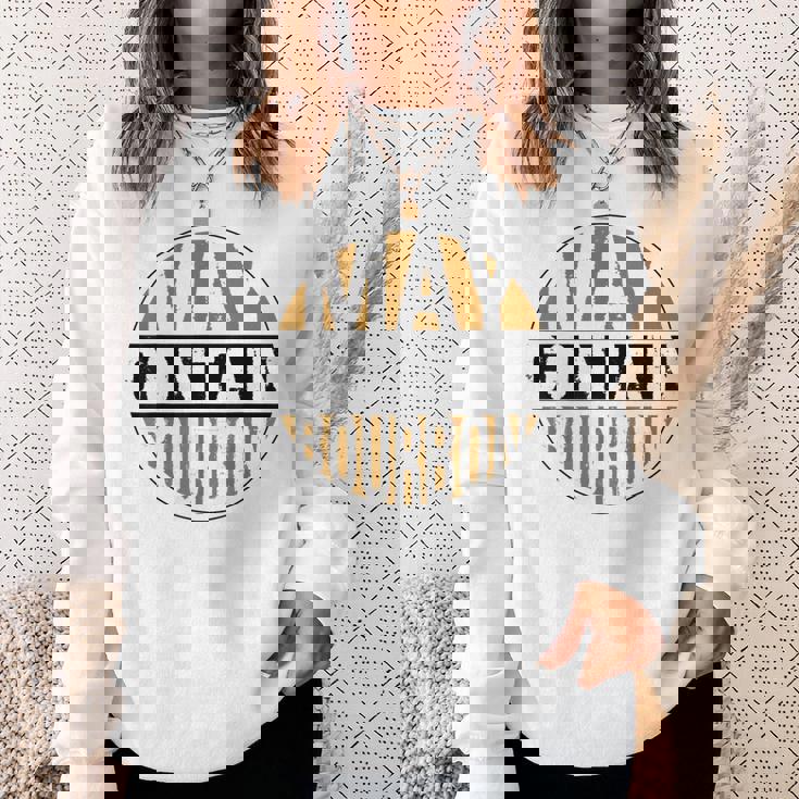 ウイスキーを飲むアルコール昔ながらのバーボン酒飲み スウェットシャツ 彼女への贈り物