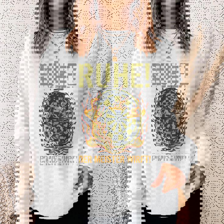 メンズ マスタースローダーツとダーツプレーヤーのバックプリント残り スウェットシャツ 彼女への贈り物