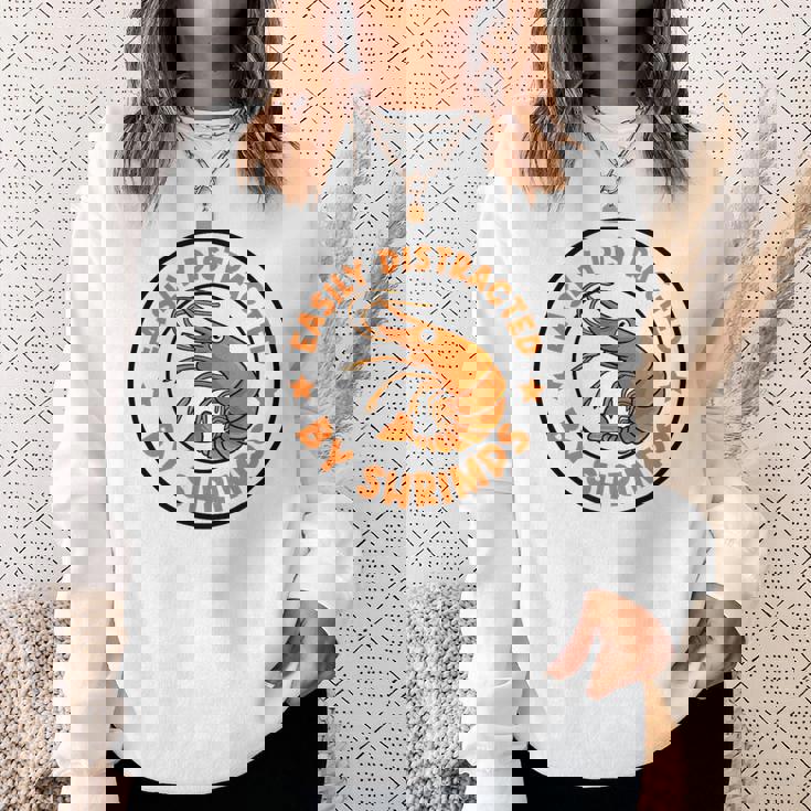 魚介類と海老に気を取られて 面白い海老 スウェットシャツ 彼女への贈り物