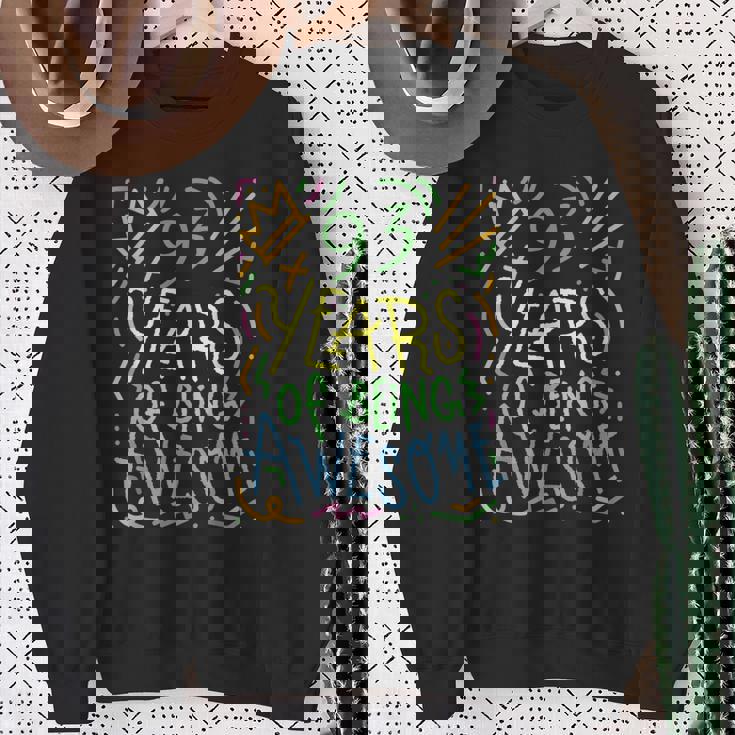 93 Years Of Being Awesome 93歳の誕生日 93歳 スウェットシャツ 年配の女性への贈り物