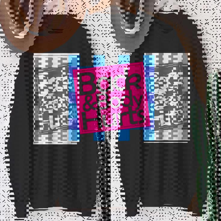 Back & Body Hurts シャツ 面白いギフト 背中とボディ スウェットシャツ 年配の女性への贈り物