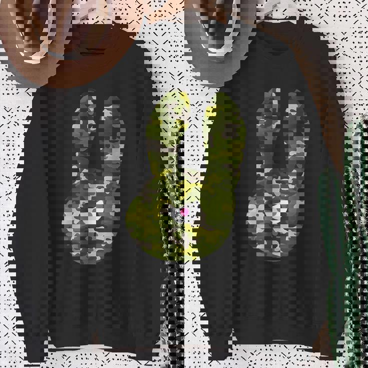 Badうさぎ星人 グリーン迷彩 スウェットシャツ 年配の女性への贈り物