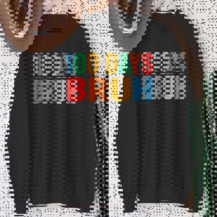 Bruh 100Th Day Ofchool 100 Days Ofchool シャツ キッズ 男の子 スウェットシャツ 年配の女性への贈り物