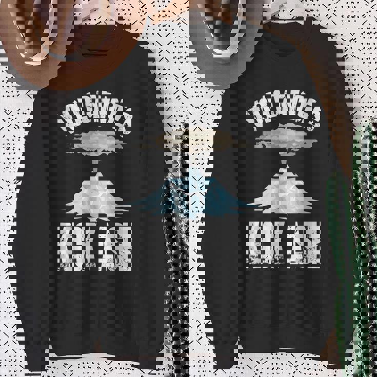 Coololcano メンズ レディース キッズ 火山灰 火山愛好家 スウェットシャツ 年配の女性への贈り物