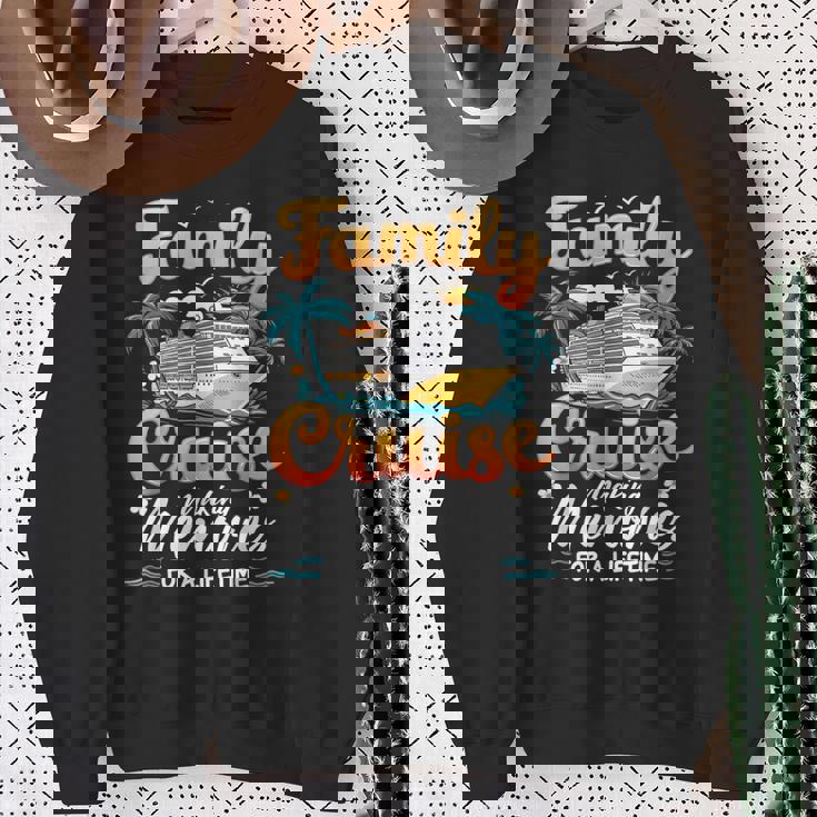 Cruise Party Vacation Trip Family Matching Outfit Family Cruise 2025 Summer Vacation Sweatshirt Gifts for Old Women