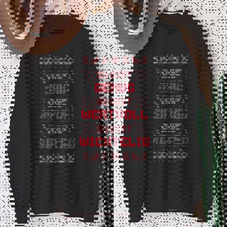 Du Bist Genug Und Wichtelig Wortwitz Weihnachten Sweatshirt Geschenke für alte Frauen