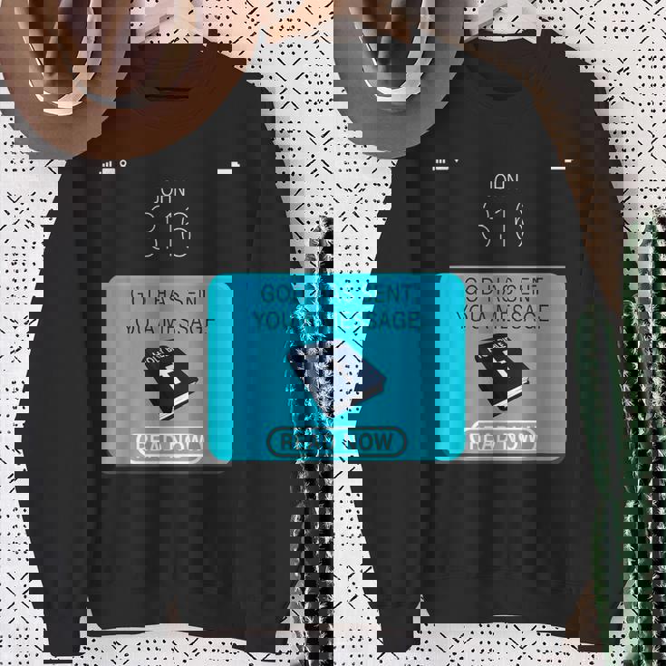 God Hased You A Message – 今すぐ読む スウェットシャツ 年配の女性への贈り物