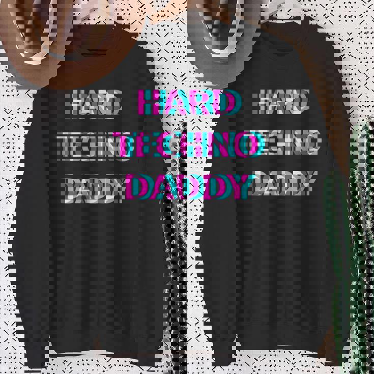 Hard Techno Daddy Edm Electro Music Festival Dad Father Rave スウェットシャツ 年配の女性への贈り物