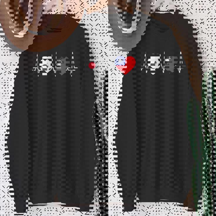 Japanese Flag Taiwanese Flag Heart 台湾の遺産 台湾のルーツ 日本の国旗 台湾の国旗 スウェットシャツ 年配の女性への贈り物