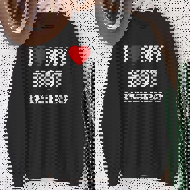 I Love My Hot Boyfriend シャツ マッチング I Heart My Boyfriend スウェットシャツ 年配の女性への贈り物