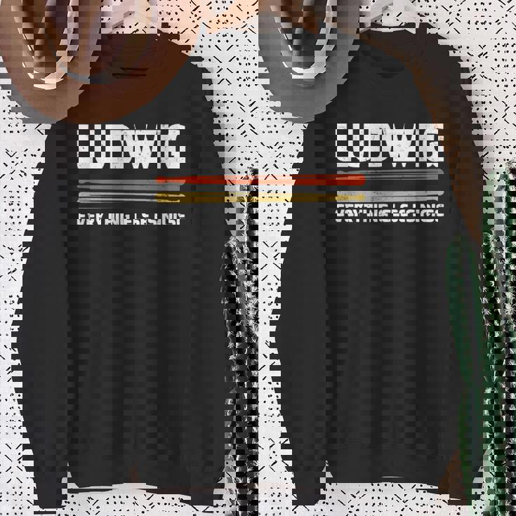 Ludwig Everything Else Is Noise クラシック音楽ドラムスティック 長袖tシャツ スウェットシャツ 年配の女性への贈り物