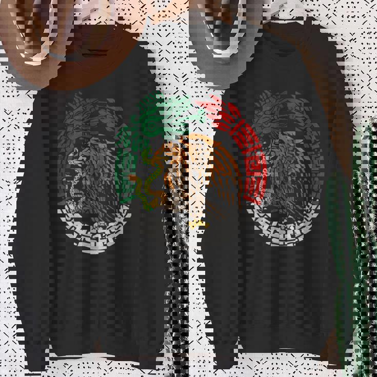 Quetzalcoatl ウロボロス アステカ 羽つき 蛇 メキシコ国旗 スウェットシャツ 年配の女性への贈り物