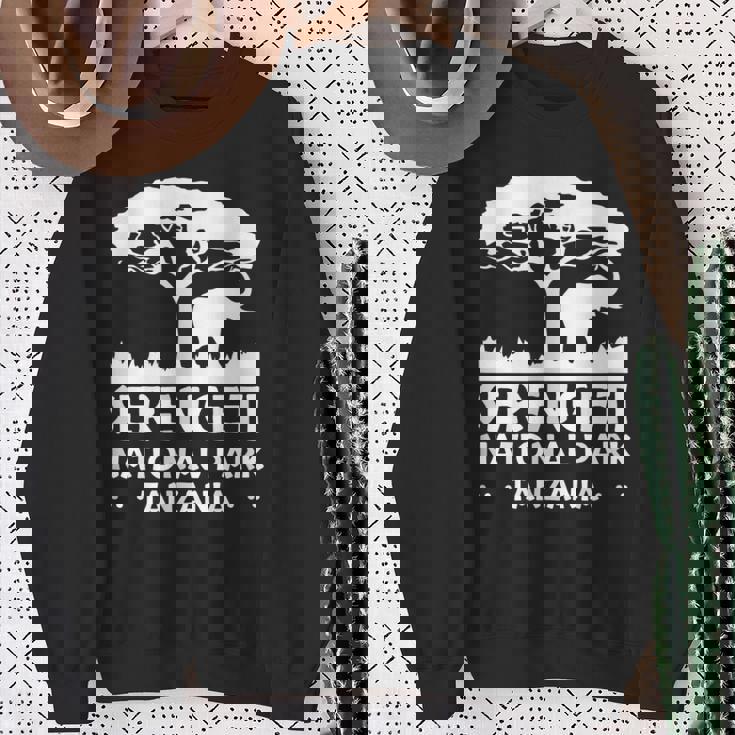 Serengeti National Park スウェットシャツ 年配の女性への贈り物