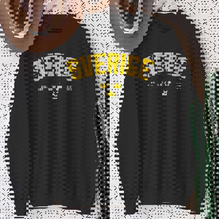 Sverige スウェーデン トレ クロナー スウェーデン ホリデー スウェットシャツ 年配の女性への贈り物