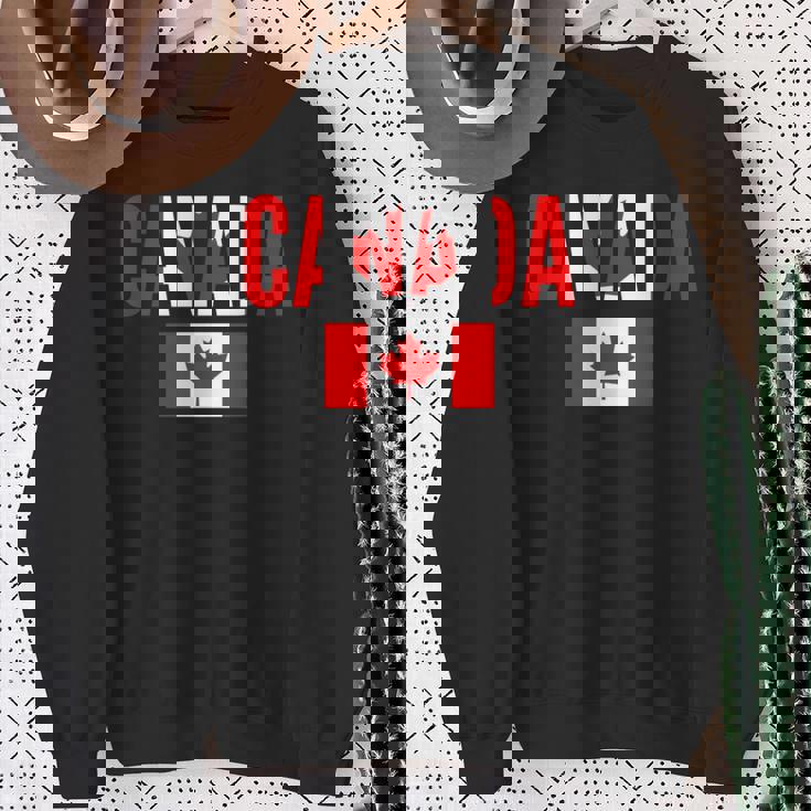 カナダ カナダの国旗 長袖tシャツ スウェットシャツ 年配の女性への贈り物