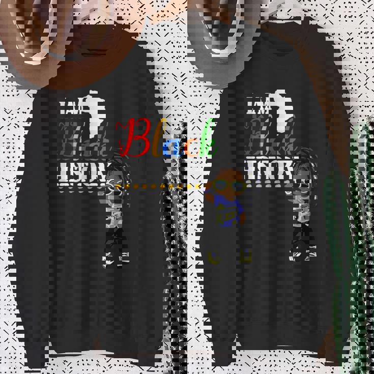 キッズ アイ・アム・ブラック・ヒストリー・シャツキッズガールズブラック・ヒストリー・マンス用 スウェットシャツ 年配の女性への贈り物