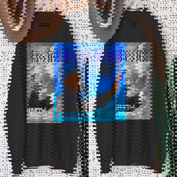 キング牧師_001 スウェットシャツ 年配の女性への贈り物