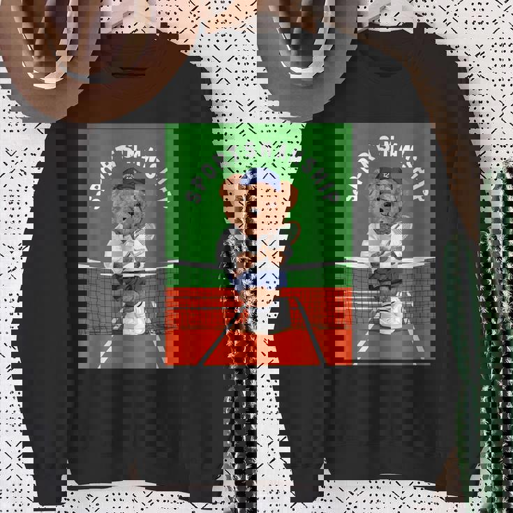 クールなテディベア テニス イラスト グラフィックデザイン スウェットシャツ 年配の女性への贈り物