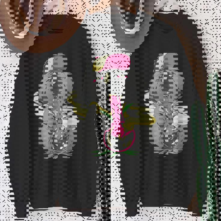 コアラ パンダ スモーキング ボング かわいい 面白い 漫画 スウェットシャツ 年配の女性への贈り物