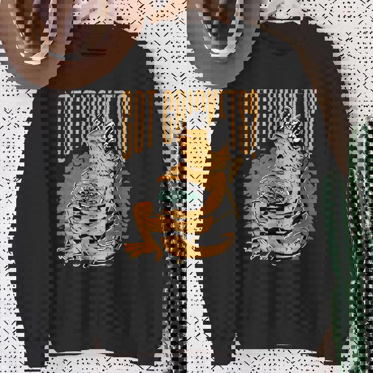 コオロギを手に入れましたか？フトアゴヒゲトカゲ スウェットシャツ 年配の女性への贈り物