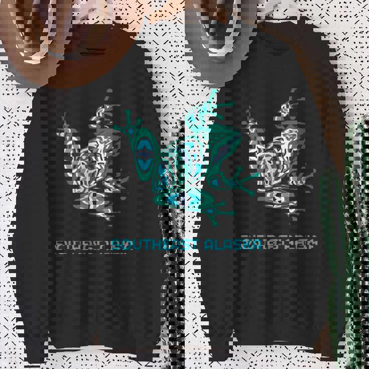 サウスイーストアラスカ フロッグ パシフィック Nw ネイティブ スウェットシャツ 年配の女性への贈り物