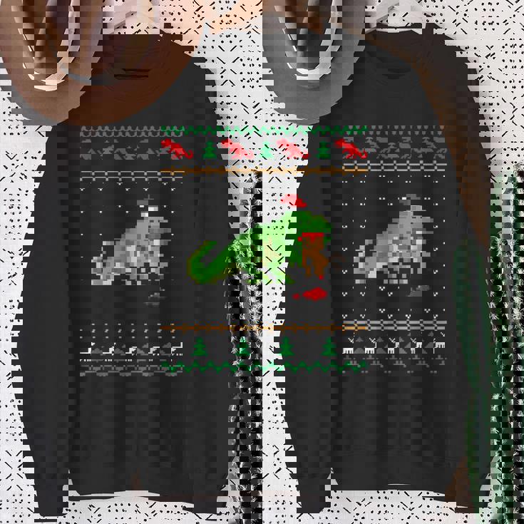 サンタ T-Rex 食べるトナカイ恐竜 アグリークリスマスセーター スウェットシャツ 年配の女性への贈り物