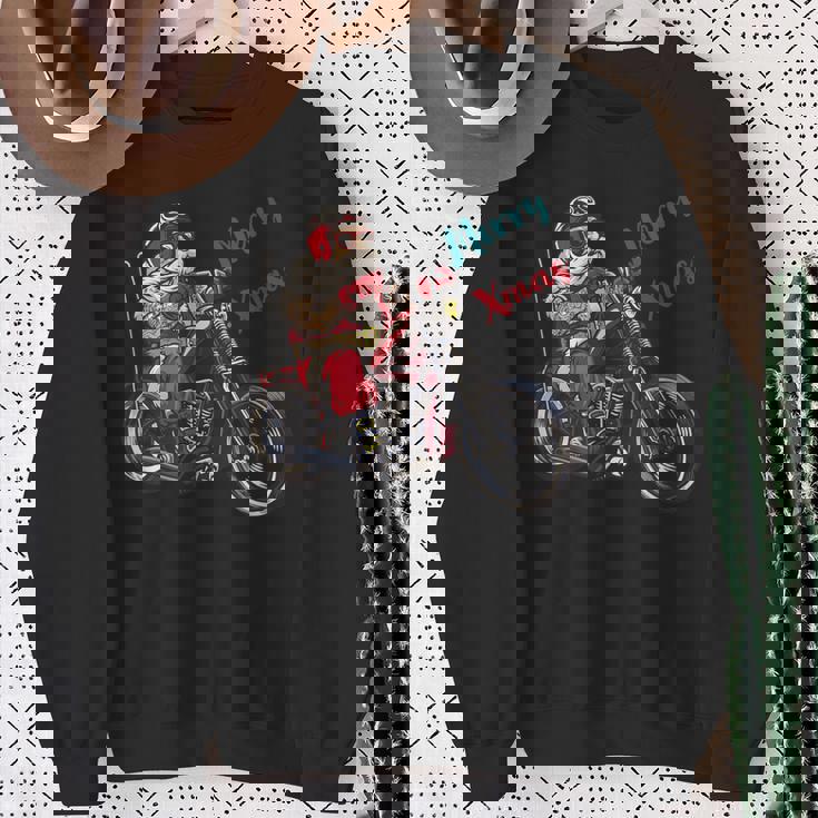 サンタクロース 面白い バイク イラスト メリー クリスマス パロディ イラスト スウェットシャツ 年配の女性への贈り物