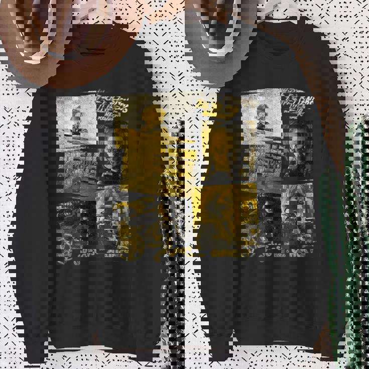 チャッキー Golden Horror Panels Retro スウェットシャツ 年配の女性への贈り物