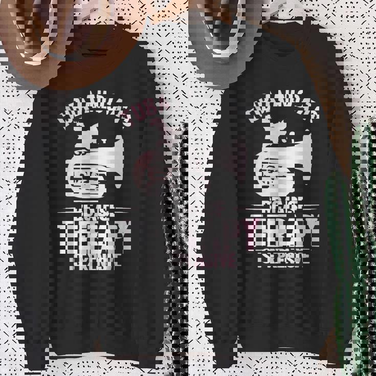 チューバ 水彩 チューバと猫 スウェットシャツ 年配の女性への贈り物