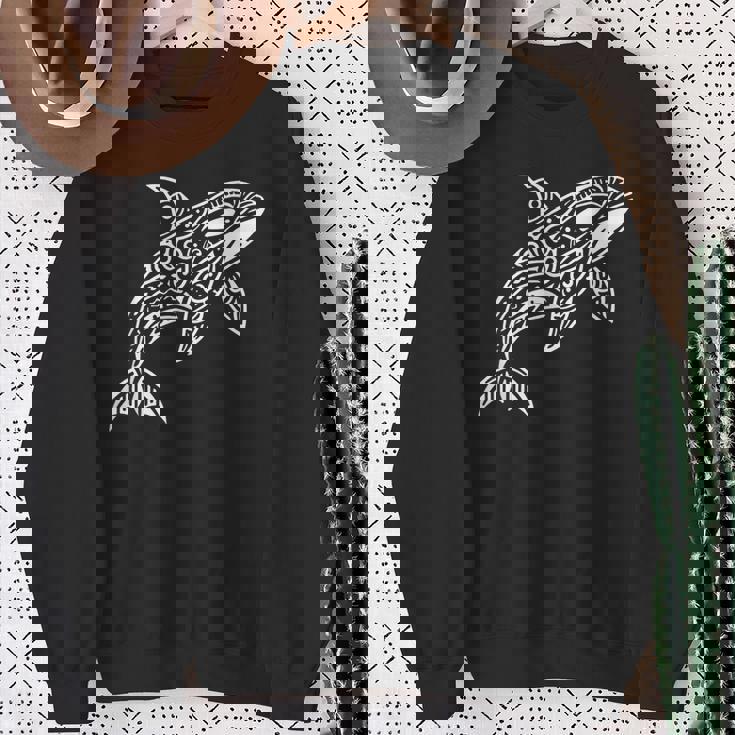 トライバル シャチ クジラ ハワイアン マオリ タトゥー オーシャン アート デザイン スウェットシャツ 年配の女性への贈り物