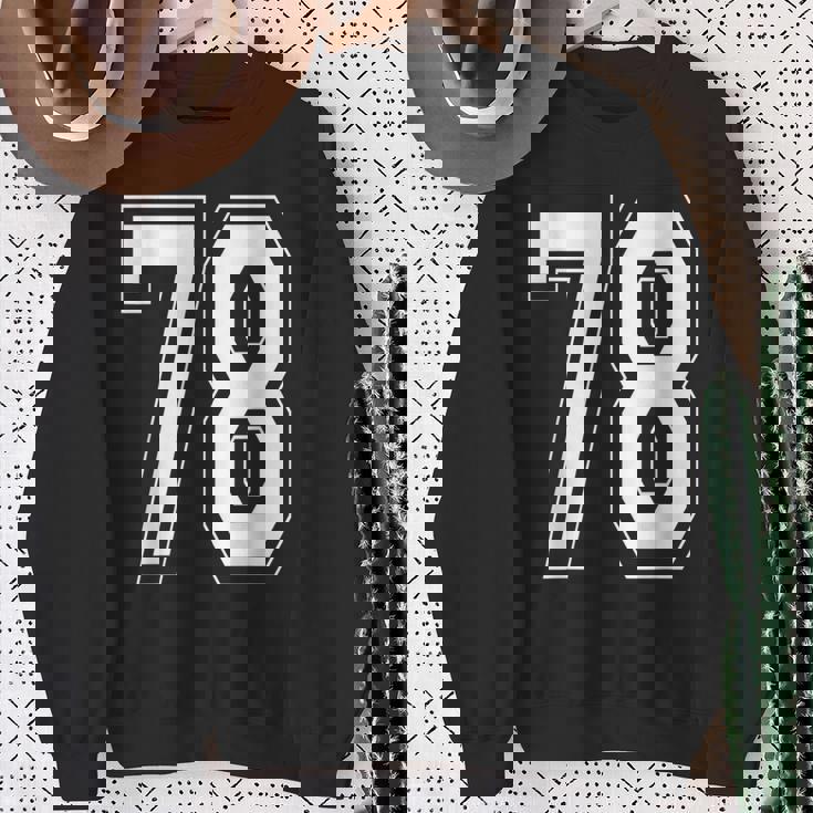 ナンバー78 バーシティスタイル ボールド スポーツ 誕生日 ジャージ スウェットシャツ 年配の女性への贈り物