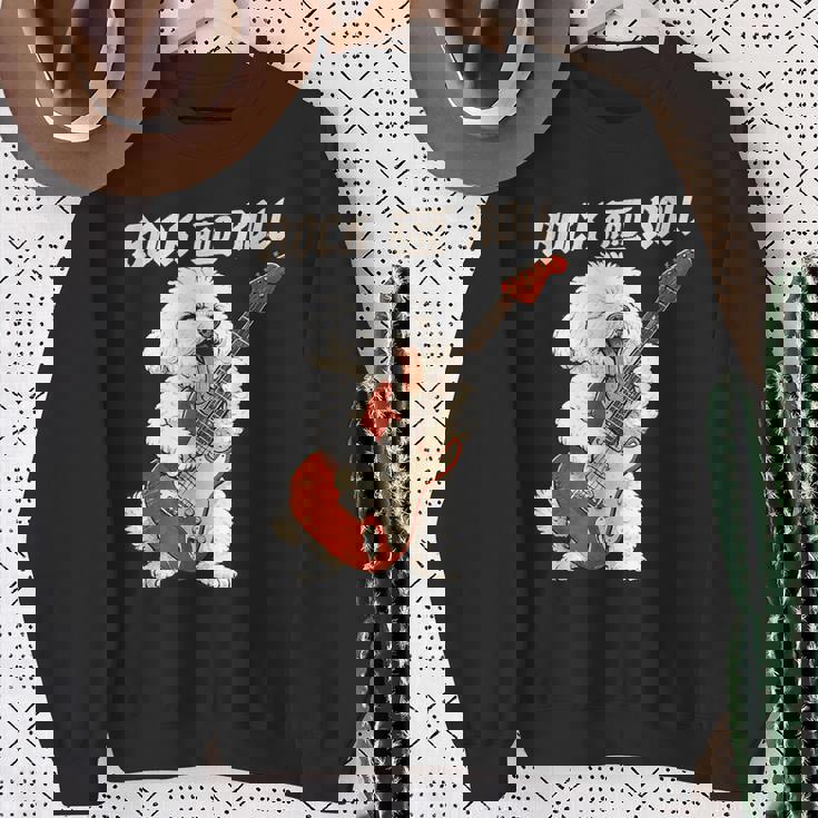 ビション・フリーゼ ギターを弾く ロックンロール 犬好き スウェットシャツ 年配の女性への贈り物