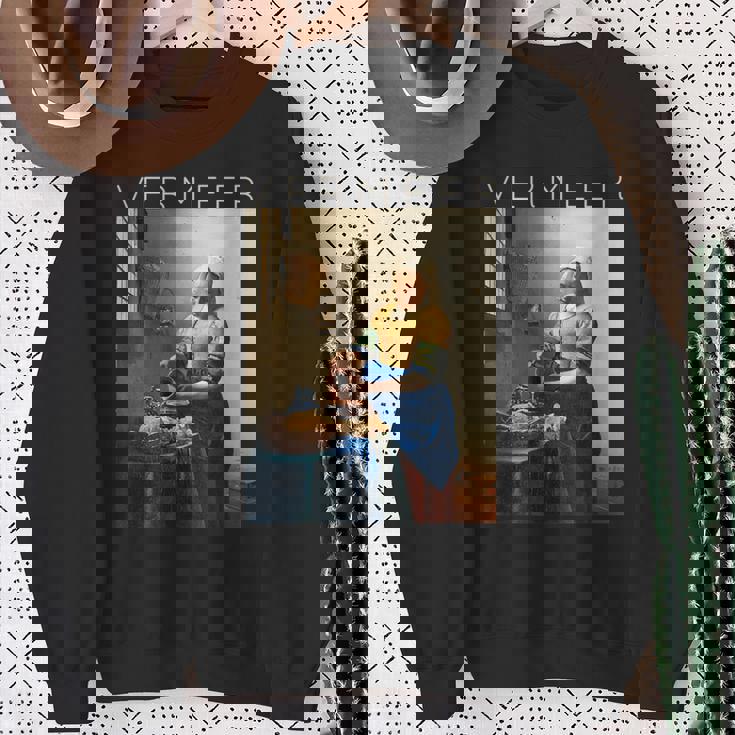 ヨハネス・フェルメール 芸術家のための芸術 ミルクメイド スウェットシャツ 年配の女性への贈り物