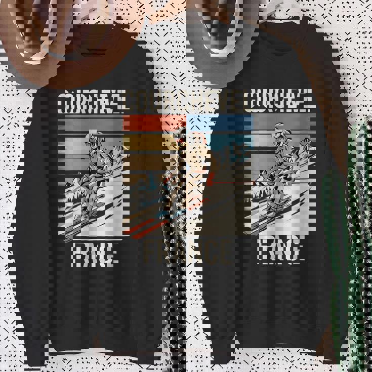 レトロ スキー クールシュベル フランス フランス スキー リゾート 楽しい スウェットシャツ 年配の女性への贈り物