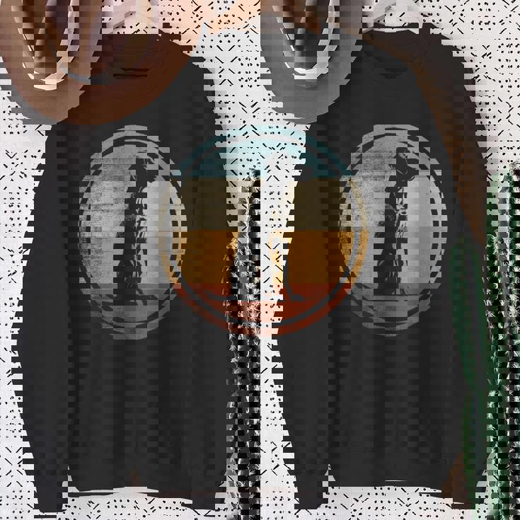 レトロなビンテージ デザインのワイマラナー犬 スウェットシャツ 年配の女性への贈り物