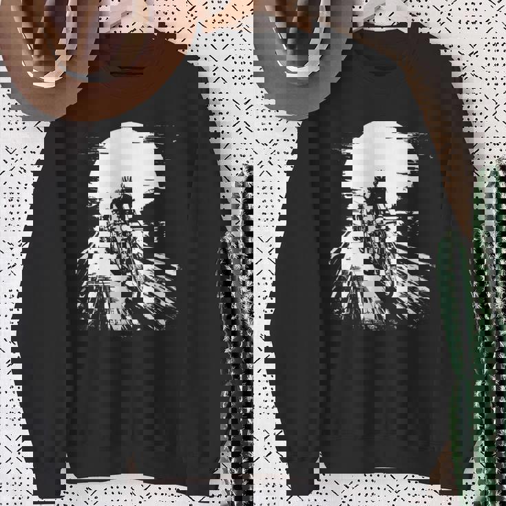 レーシング・サイクリスト、バイカー・サイクリズムを描く 長袖tシャツ スウェットシャツ 年配の女性への贈り物