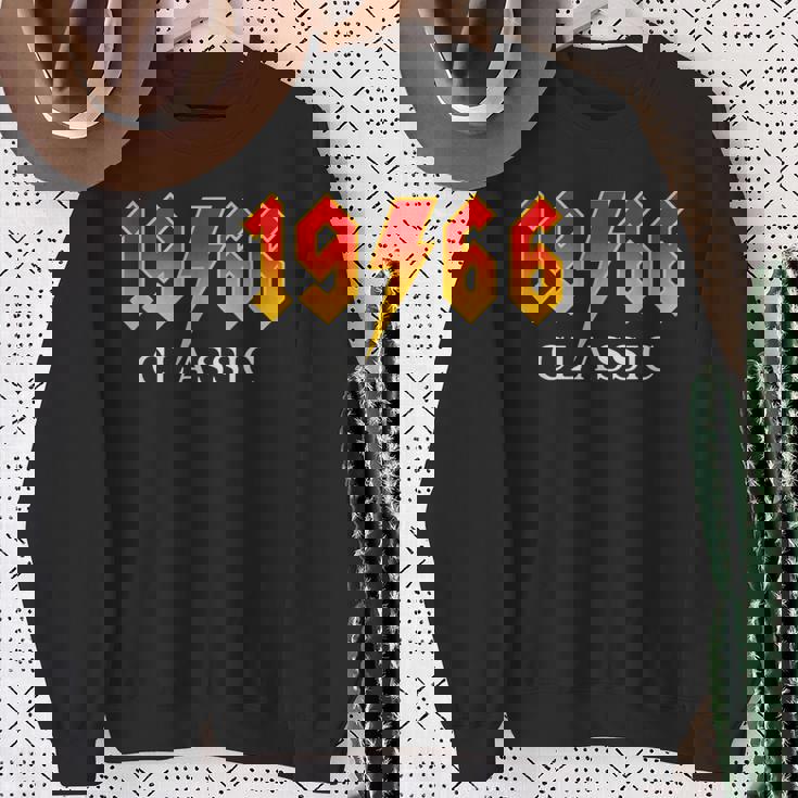 ヴィンテージ 1966 クラシック 60歳 60歳 誕生日 ロックレジェンド スウェットシャツ 年配の女性への贈り物